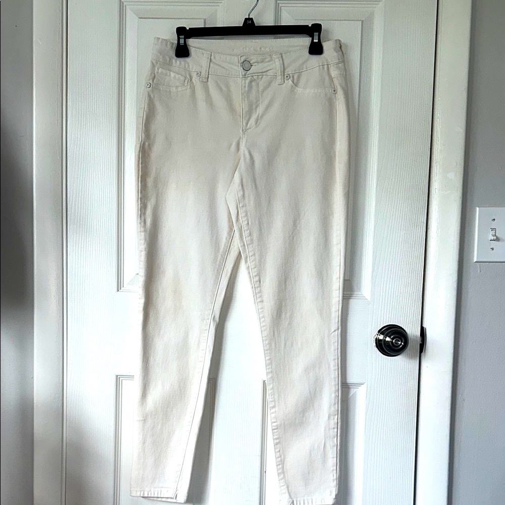 Maurice’s Cream Skinny Jeans size M